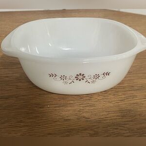 Vintage Pyr-O-Rey 8 Inch Casserole Baking Dish By Vitrocrisa Milk Glass Flowers